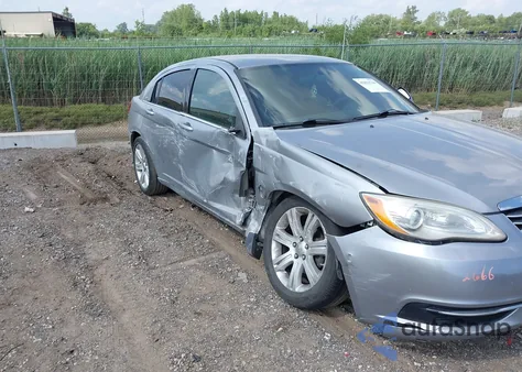 2013 Chrysler 200 Touring from USA, damaged, VIN 1C3CCBBB1DN659149